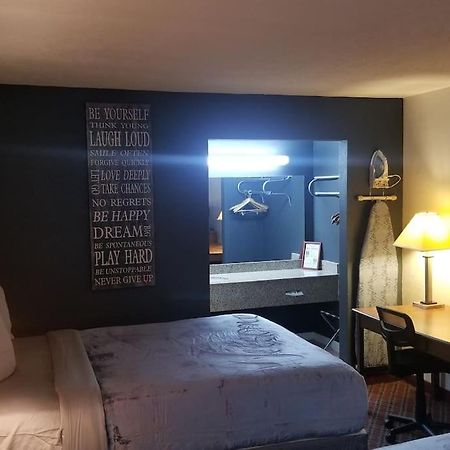 סטילווטר Osu 2 Queen Beds Hotel Room 230 Wi-Fi מראה חיצוני תמונה